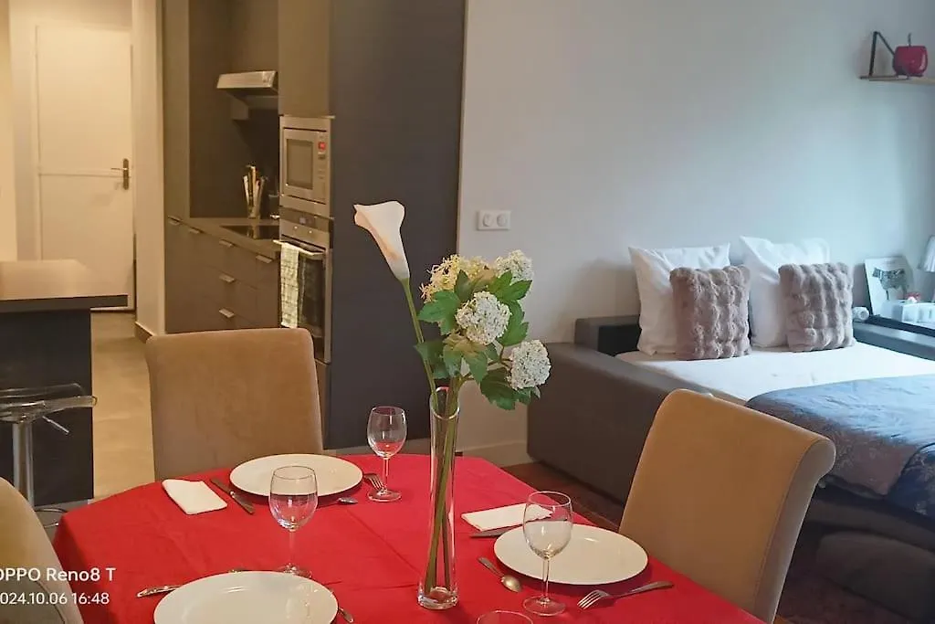 Apartment Montmartre Quiet Relaxing